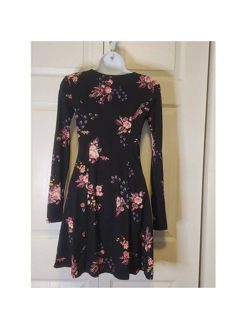 Mudd floral Dress - Picture 3 of 4